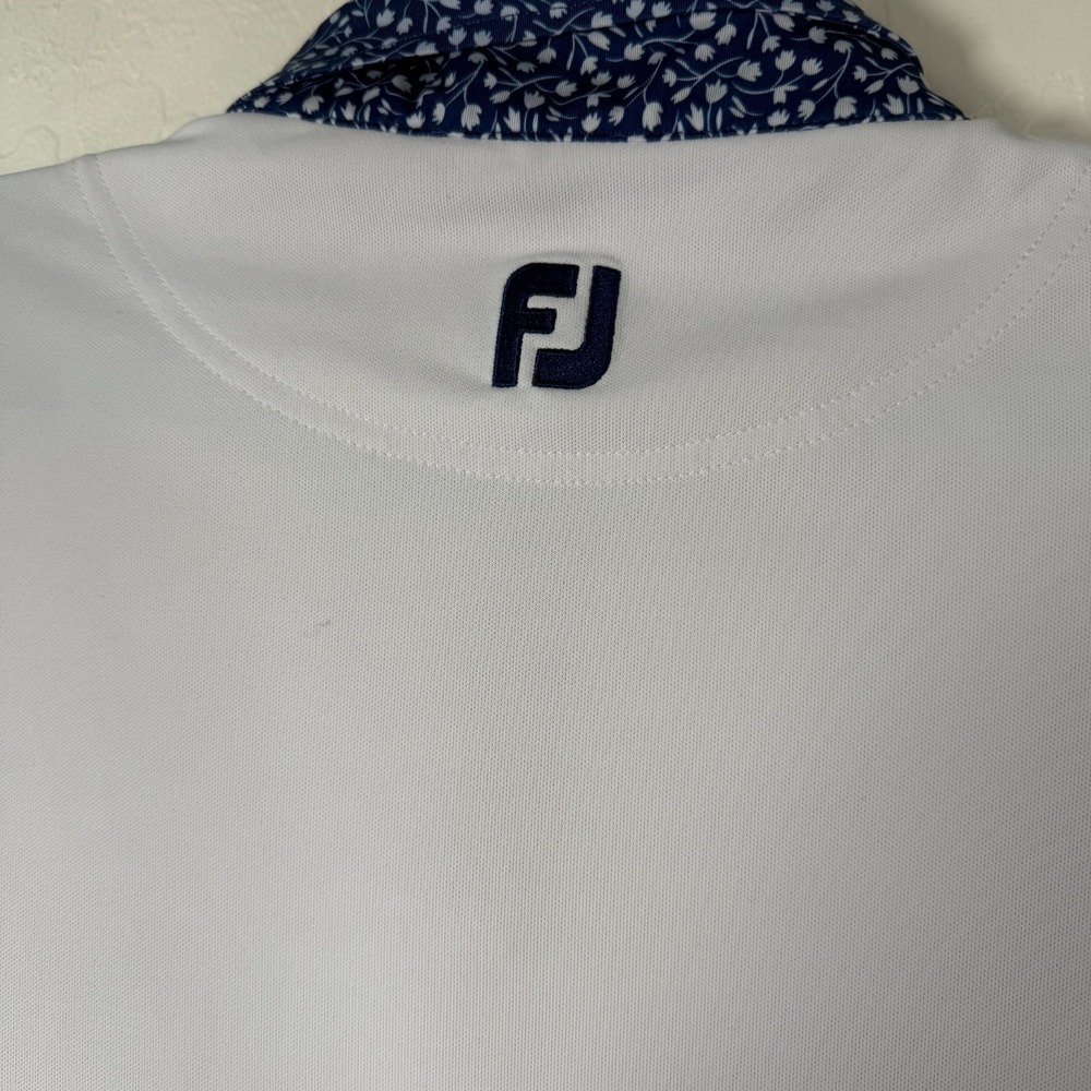 Footjoy Polo Shirt Mens XL White Blue Classic Golf Club Performance Floral - Picture 4 of 9
